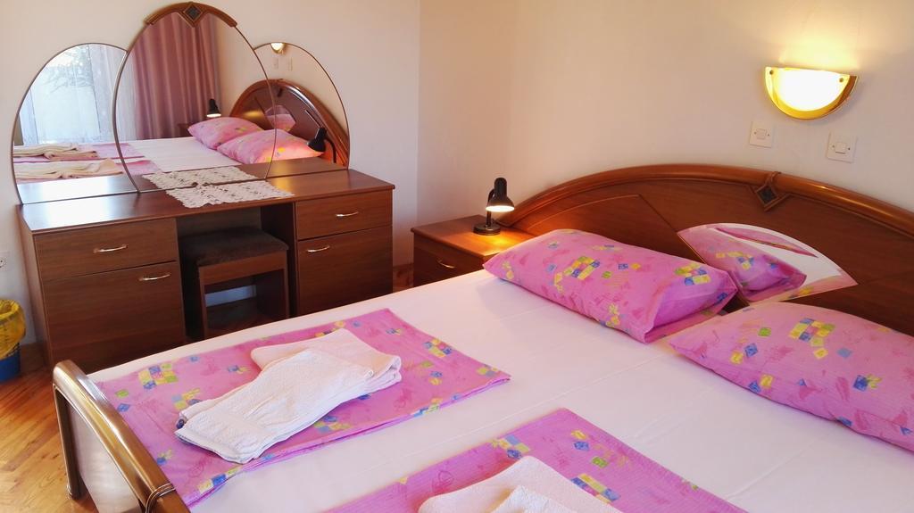 Ljubica Apartments And Rooms ซูเปทาร์สกา ดรากา ภายนอก รูปภาพ